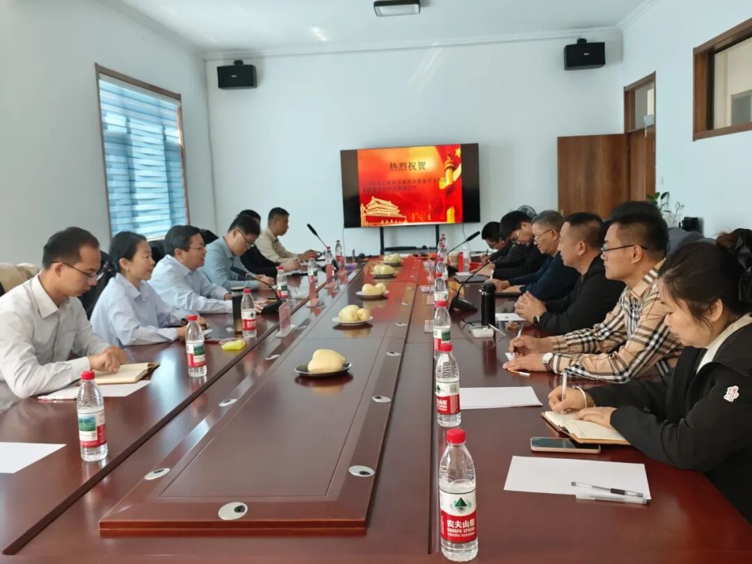 跨区交流促发展，协会携手谱新篇